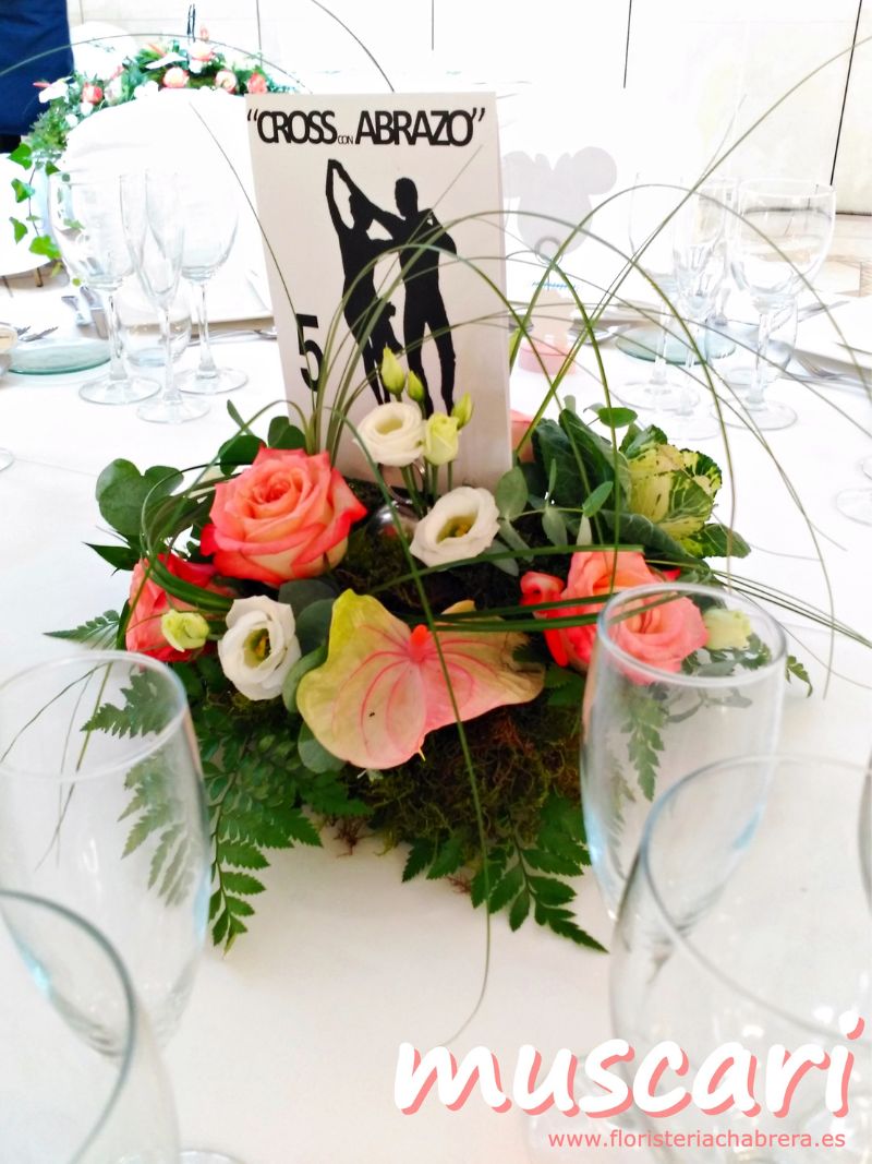 muscari-centro-flores-eventos-castellon-benicassim Ramo de calas vertical